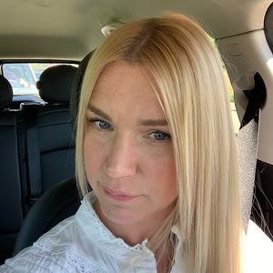 Meet your Posher, Destini